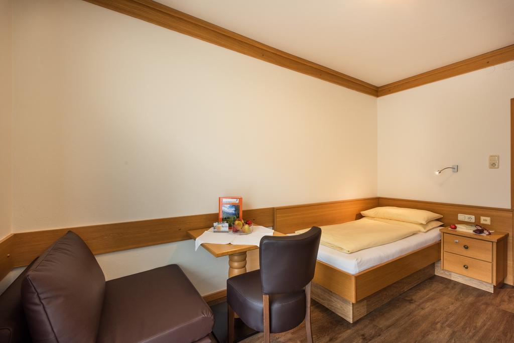 Hotel Alpenhof - New Sauna Area Bad Hofgastein Pokój zdjęcie